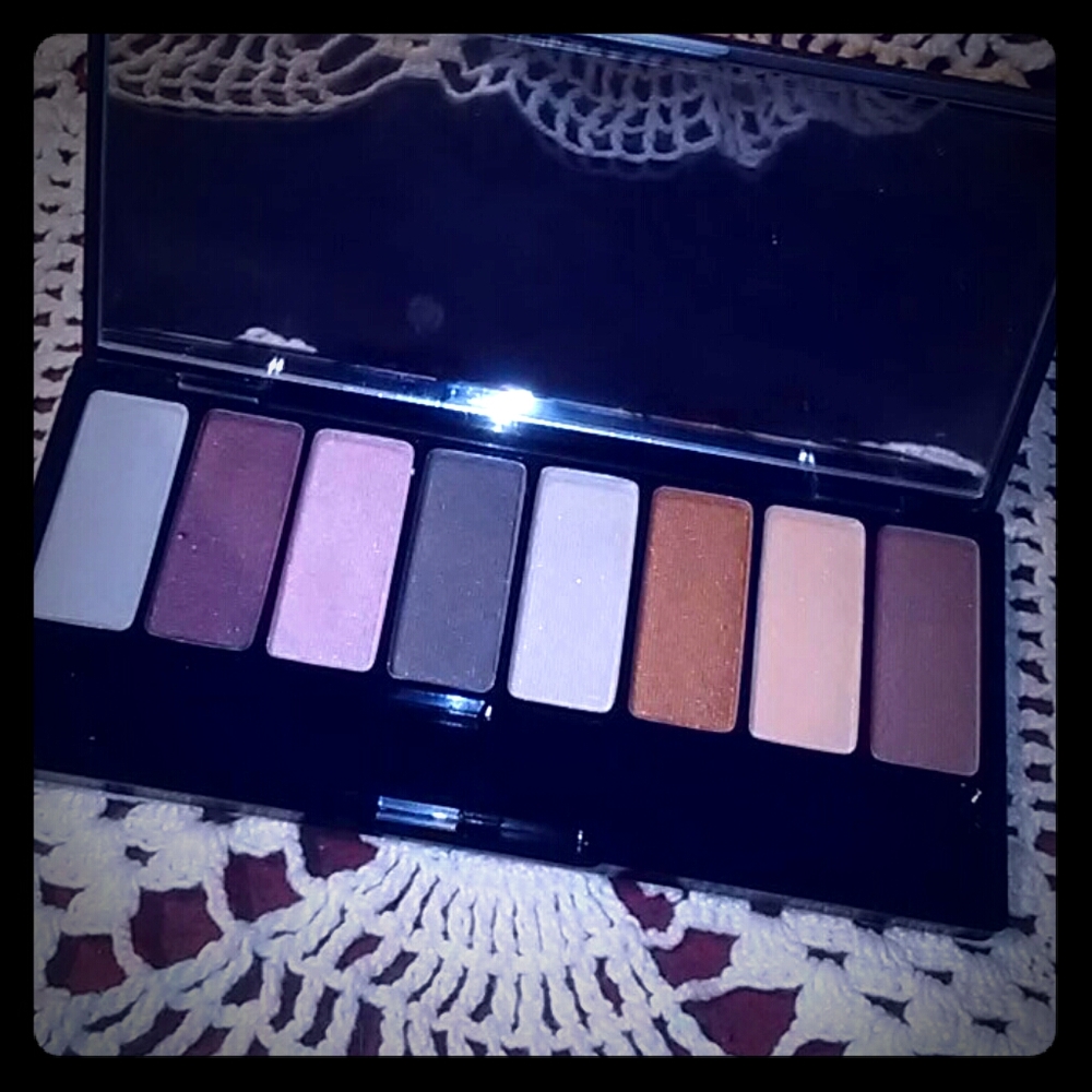 Cinema Star Lites eyeshadow palette